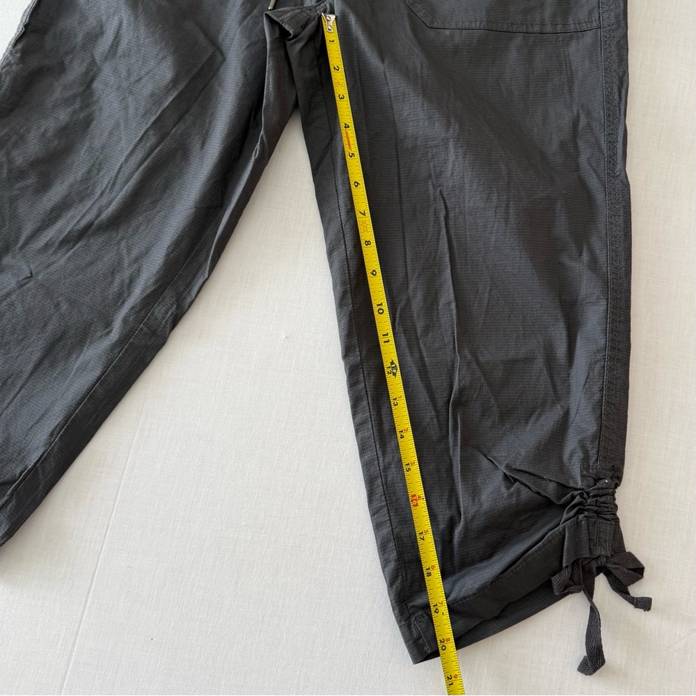 Casual Black Capris with Ties and Drawstring Waist NWT - Picture 6 of 9